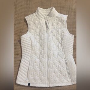 NILS White Quilted Vest